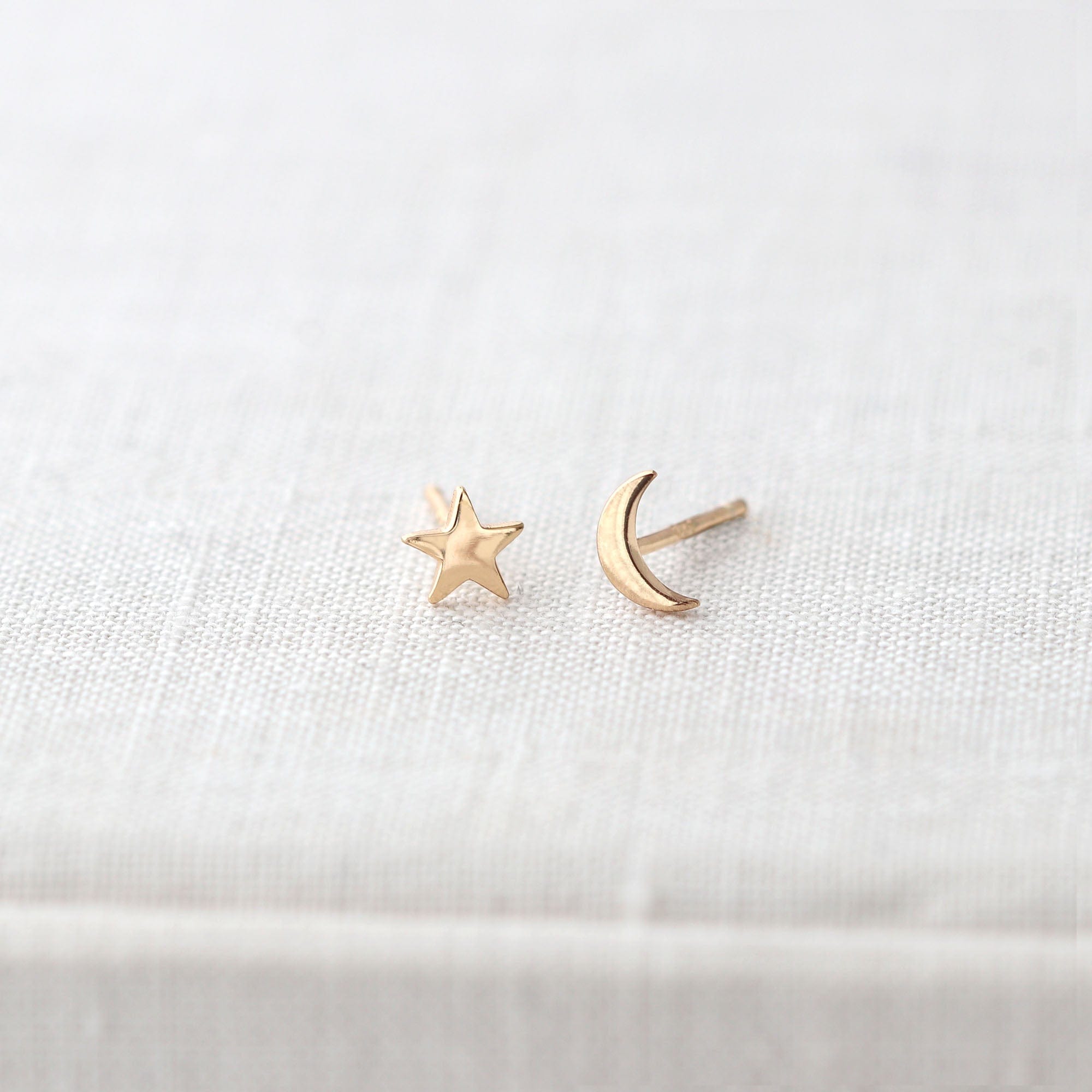 Crescent Moon and Star Stud Earrings - Gold & Silver – kris Crescent Moon and Star Stud Earrings - Gold & Silver – kris