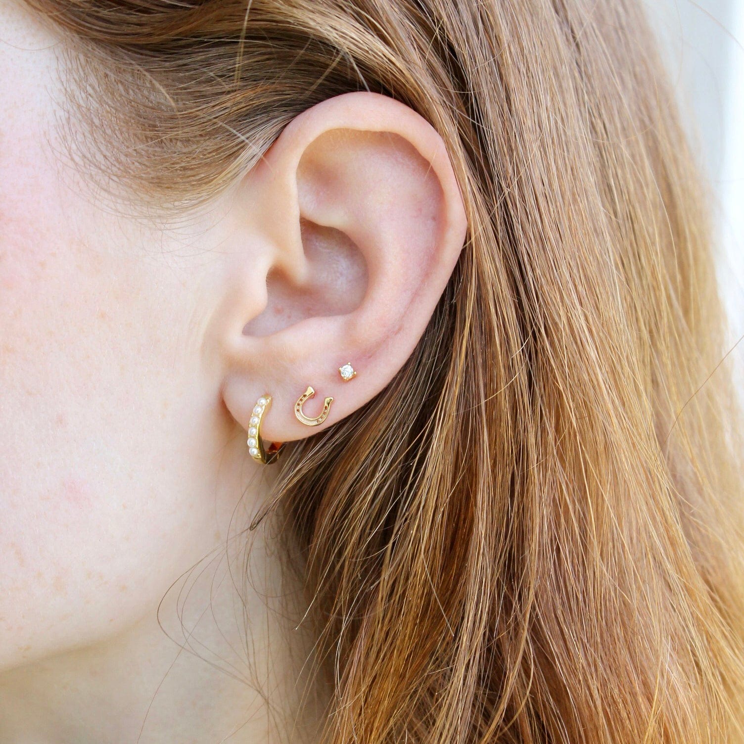Horseshoe Stud Earrings – kris nations